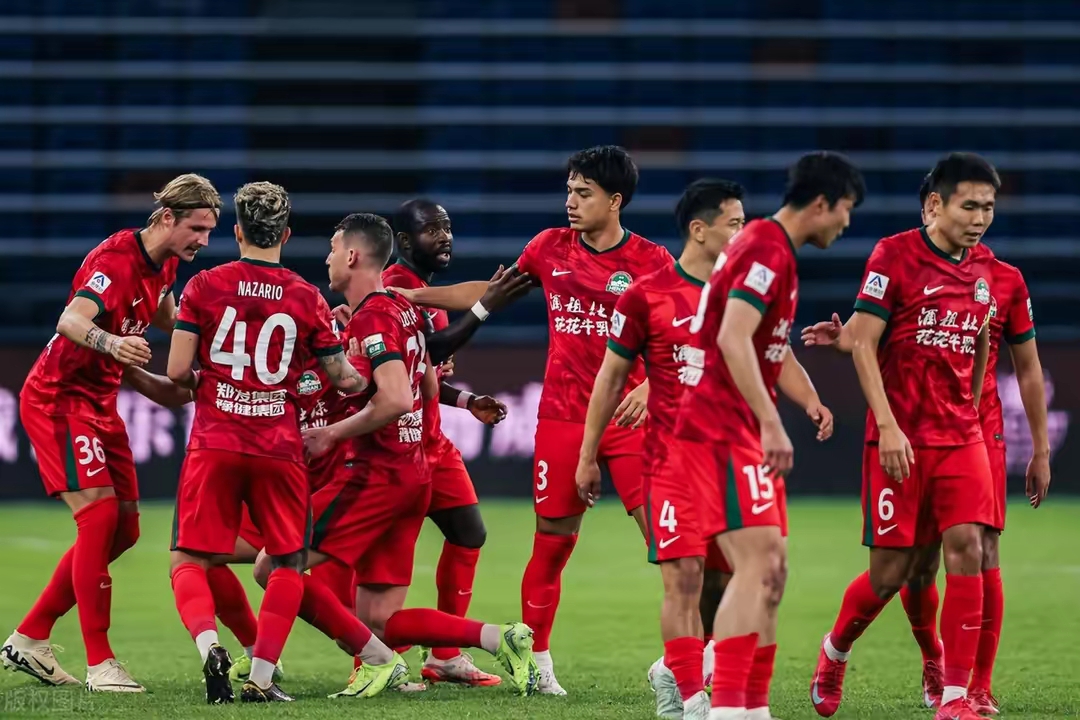 九游体育 -包含里程碑夜深圳男篮回应争议；葡超清晨刷纪录；赛场秩序良好；赛程密集仍需轮换的词条