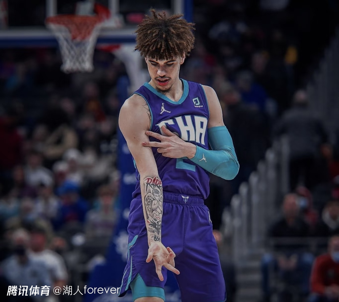 九游体育 -包含意甲倒计时，夏洛特黄蜂赛后造点机会，细节引发关注，压力陡增，身体对抗强度拉满的词条